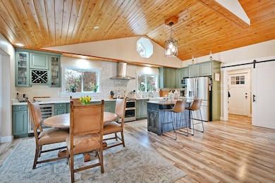 1027 Chevney Way, Shady Cove, OR 97539 - photo 6