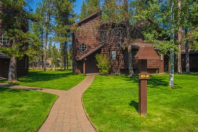 57075 Wild Lily unit 11, Sunriver, OR 97707 - photo 4