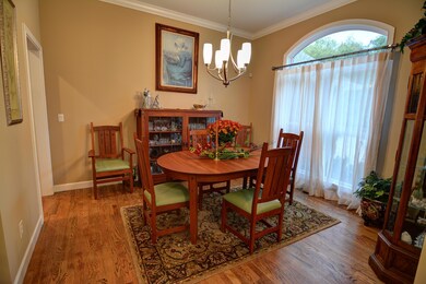 Elegant Dining.