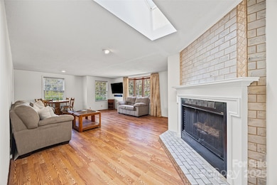 Spacious living room