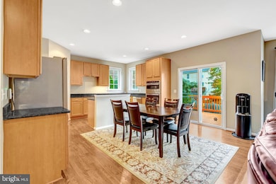 7726 Yalta Way, Gainesville, VA 20155 - photo 5