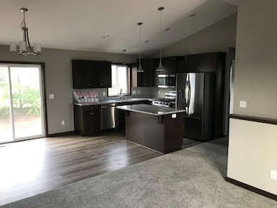 13527 Honeysuckle Way N, Baxter, MN 56425 - photo 2