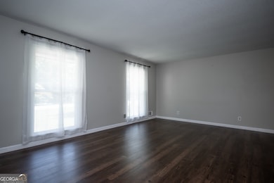 185 Fairway Cir, Athens, GA 30607 - photo 2