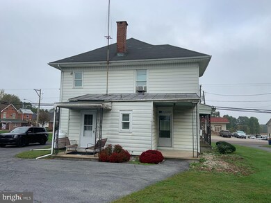 178 W Main St, Leola, PA 17540 - photo 3