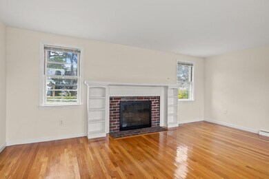 5-web-or-mls-12-naushon-rd