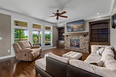 18302 W 193rd Terrace, Spring Hill, KS 66083 - photo 6