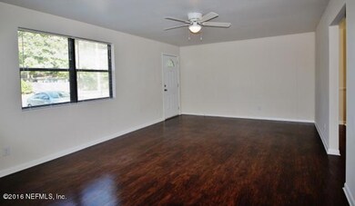 1014 Hugh Edwards Dr, Jacksonville, FL 32210 - photo 2