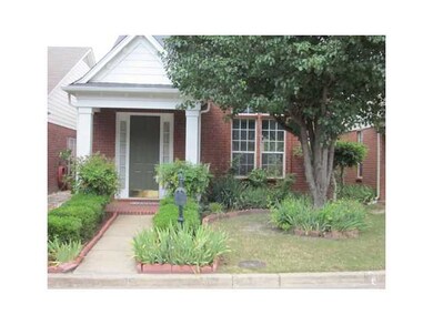 Professionally landscaped yard is great!