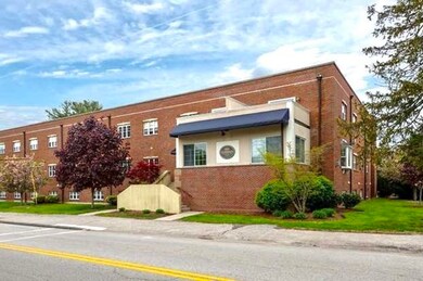 188 Summer St unit 18, Weymouth, MA 02188 - photo 3