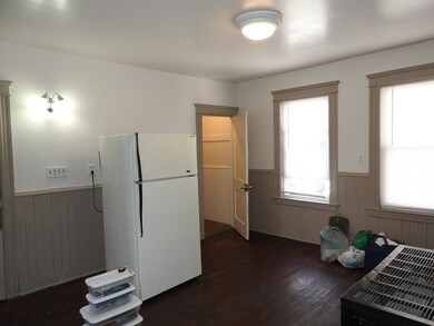 91 Cote Ave unit 3rd Floor, Woonsocket, RI 02895 - photo 3