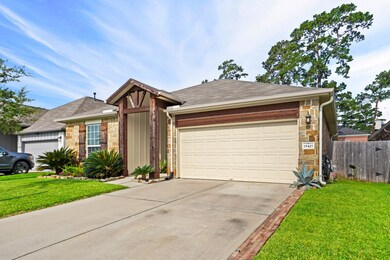 15427 Lakewood Terrace Dr, Tomball, TX 77377 - photo 2