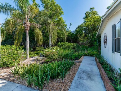 100 Grassy Key Ln Naples FL 34114 USA-00