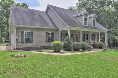 204 Longwood Dr, Shelbyville, TN 37160 - photo 2