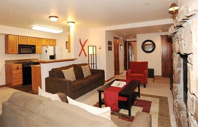 Spacious LIving Room with lots of seating