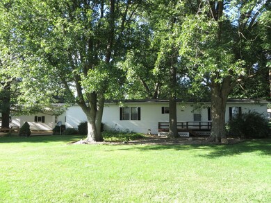 311 W Prospect St, Malden, IL 61337 - photo 3