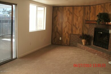 Family Room w/ Fireplace