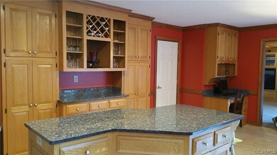 7724 Belfield Rd, North Chesterfield, VA 23237 - photo 4