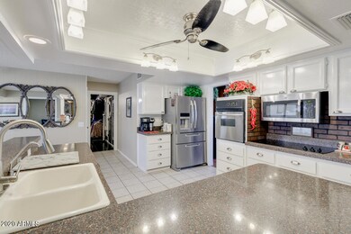 9603 W Wrangler Dr, Sun City, AZ 85373 - photo 4