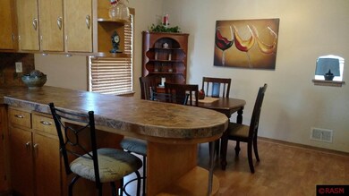 1014 N Jefferson St, New Ulm, MN 56073 - photo 5