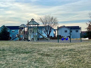 906 Snowbird Dr, Red Wing, MN 55066 - photo 4