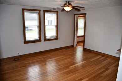 803 S Hudson St, Sheridan, IN 46069 - photo 3