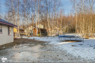1551 N Fanciful Place Wasilla-small-002-