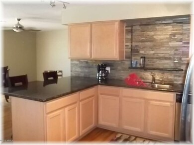 03 Kitchen