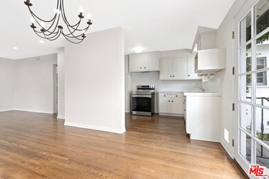 13929 Peach Grove St, Sherman Oaks, CA 91423 - photo 5