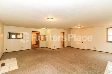 2981 W 66th St, Tulsa, OK 74132 - photo 7