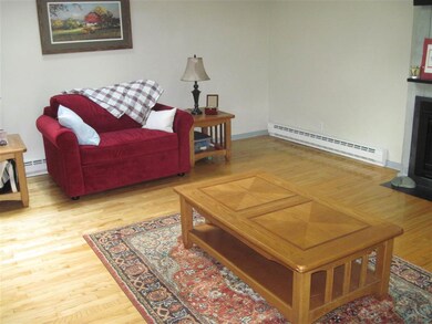 1191 Baker Turn unit 3A, Hartford, VT 05001 - photo 4