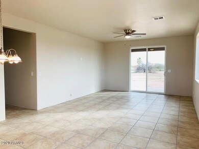 3015 W PARAISO DR- LIVING - DINING AREA