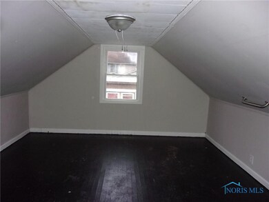 303 Midland Ave, Findlay, OH 45840 - photo 7