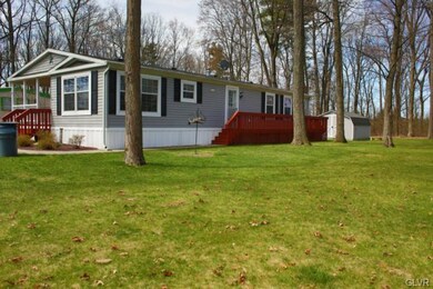 368 Black Oak Ln, Bath, PA 18014 - photo 2