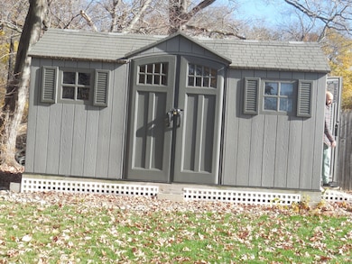 11 Parkview Dr, Plantsville, CT 06479 - photo 5