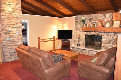 801 Canoe Brook Ct W, Hawley, PA 18428 - photo 4