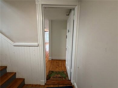 235 Spring St unit 4, Newport, RI 02840 - photo 3