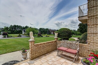 04-Front Porch