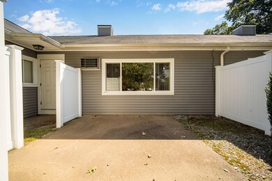 60 Meadowlark Ln, Chicopee, MA 01022 - photo 2