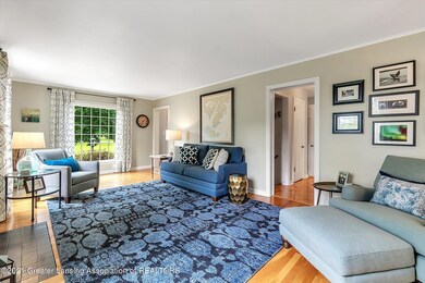07-620-Glenhaven-Ave-WindowStill-Real-Es