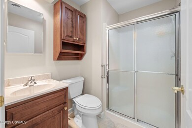 11 Sylvan Court7