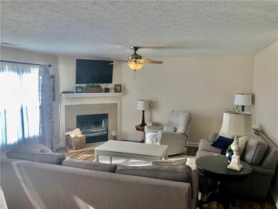 1185 Sunkiss Ct, Franklin, IN 46131 - photo 4