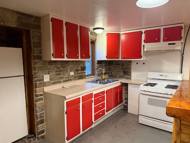 6170 Sherrie Ln, Gillett, WI 54124 - photo 6