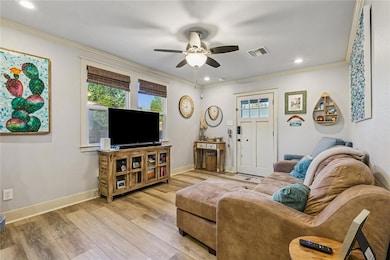 2304 Fenelon St, Chalmette, LA 70043 - photo 6