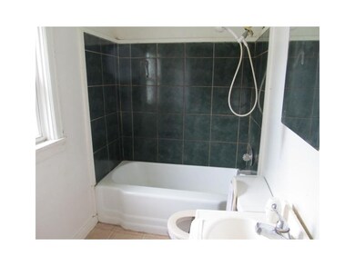 Full Bath.