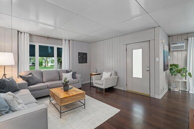 214 Arden Rd.