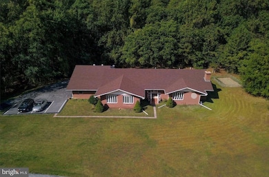 1406 Nicodemus Rd unit ROOM 1, Reisterstown, MD 21136 - photo 2