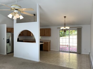 48 Manhattan Rd, Worcester, MA 01602 - photo 4