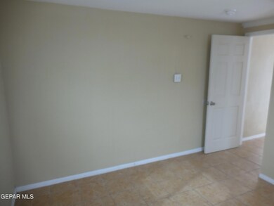 8316 Mercury St unit B, El Paso, TX 79904 - photo 7