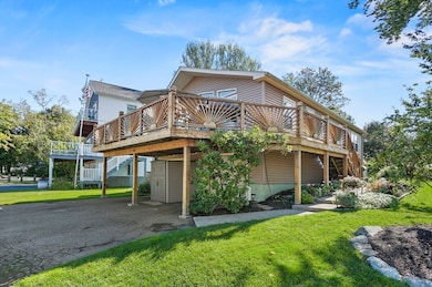 103 Lakeside Ave, Webster, MA 01570 - photo 4