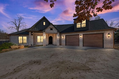 11093 Kandi Ct, Elgin, OK 73538 - photo 2